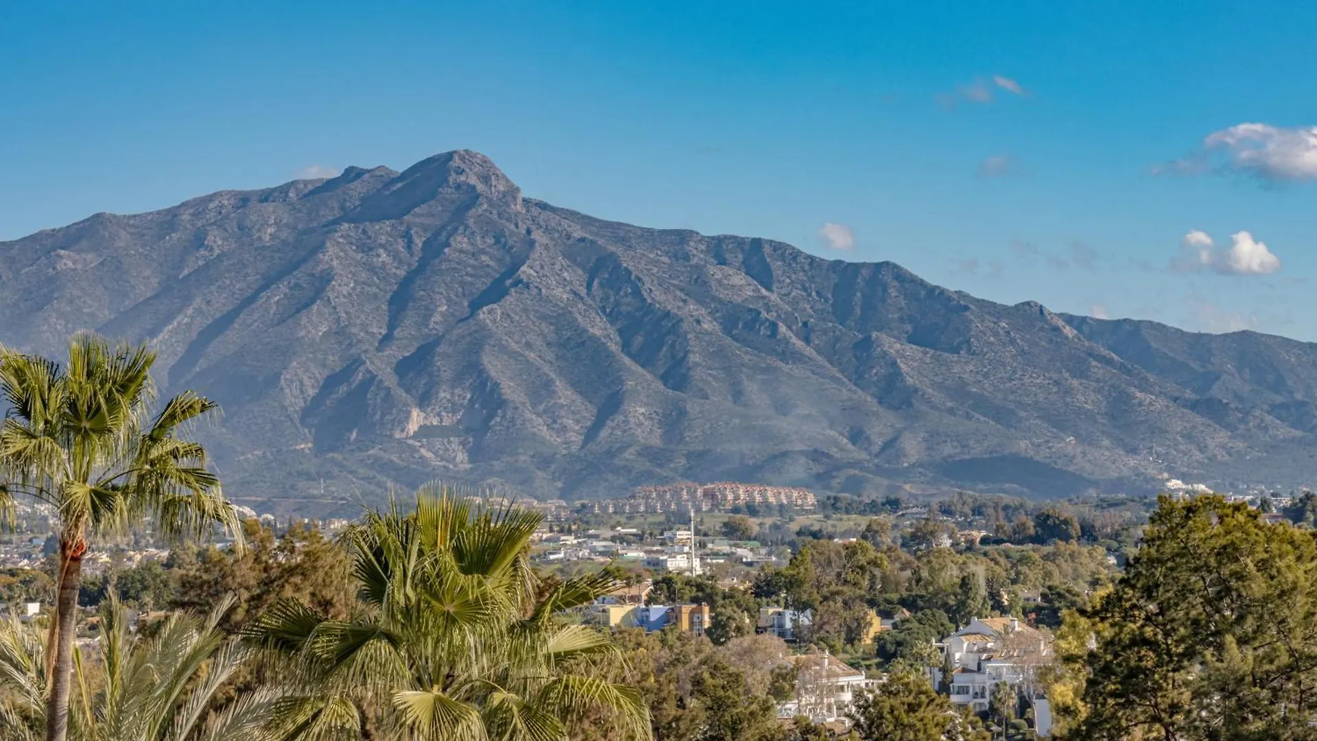 Aguamarina Relax Golf Y Vistas En Estepona