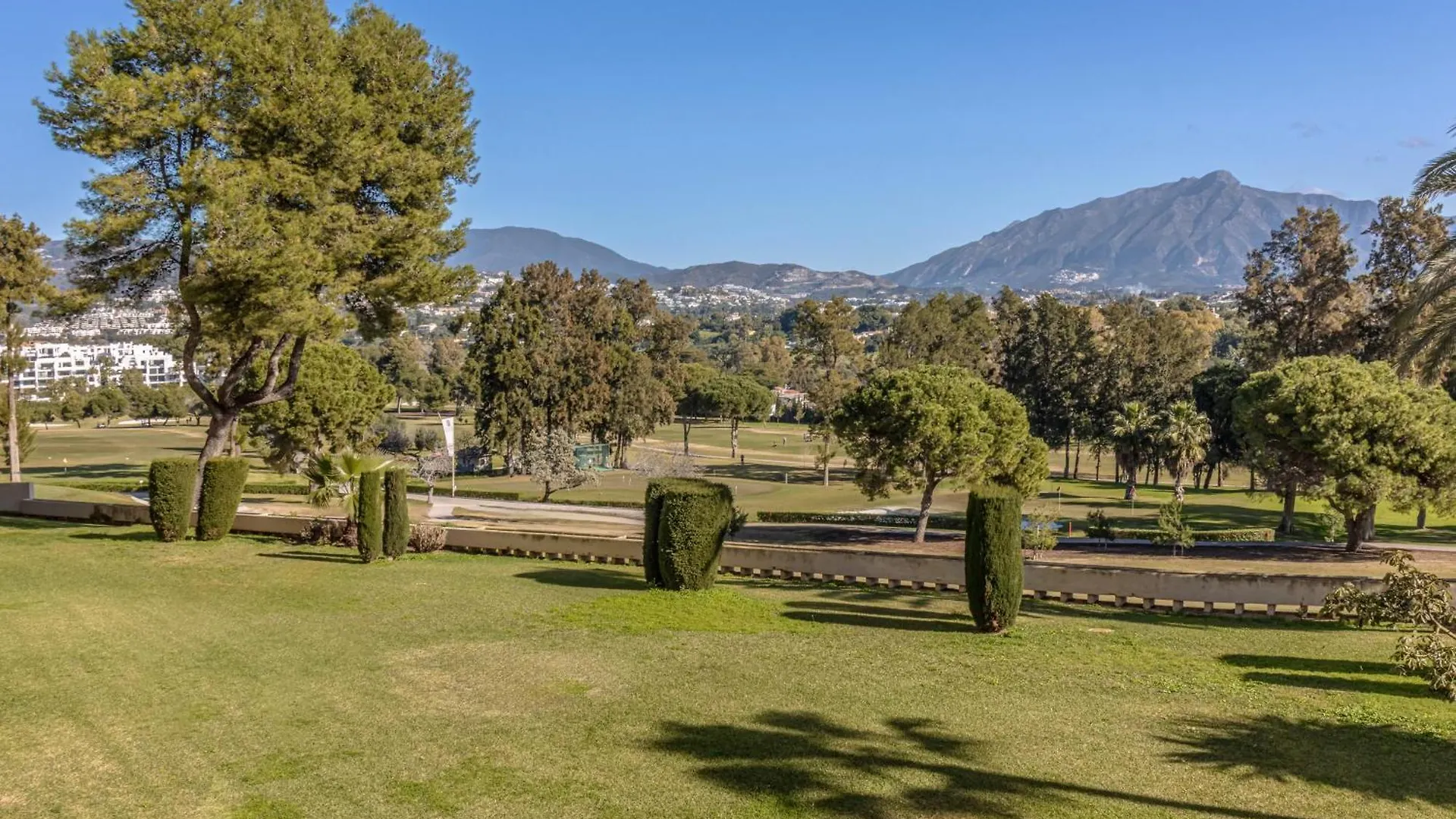 Aguamarina Relax Golf Y Vistas En Estepona